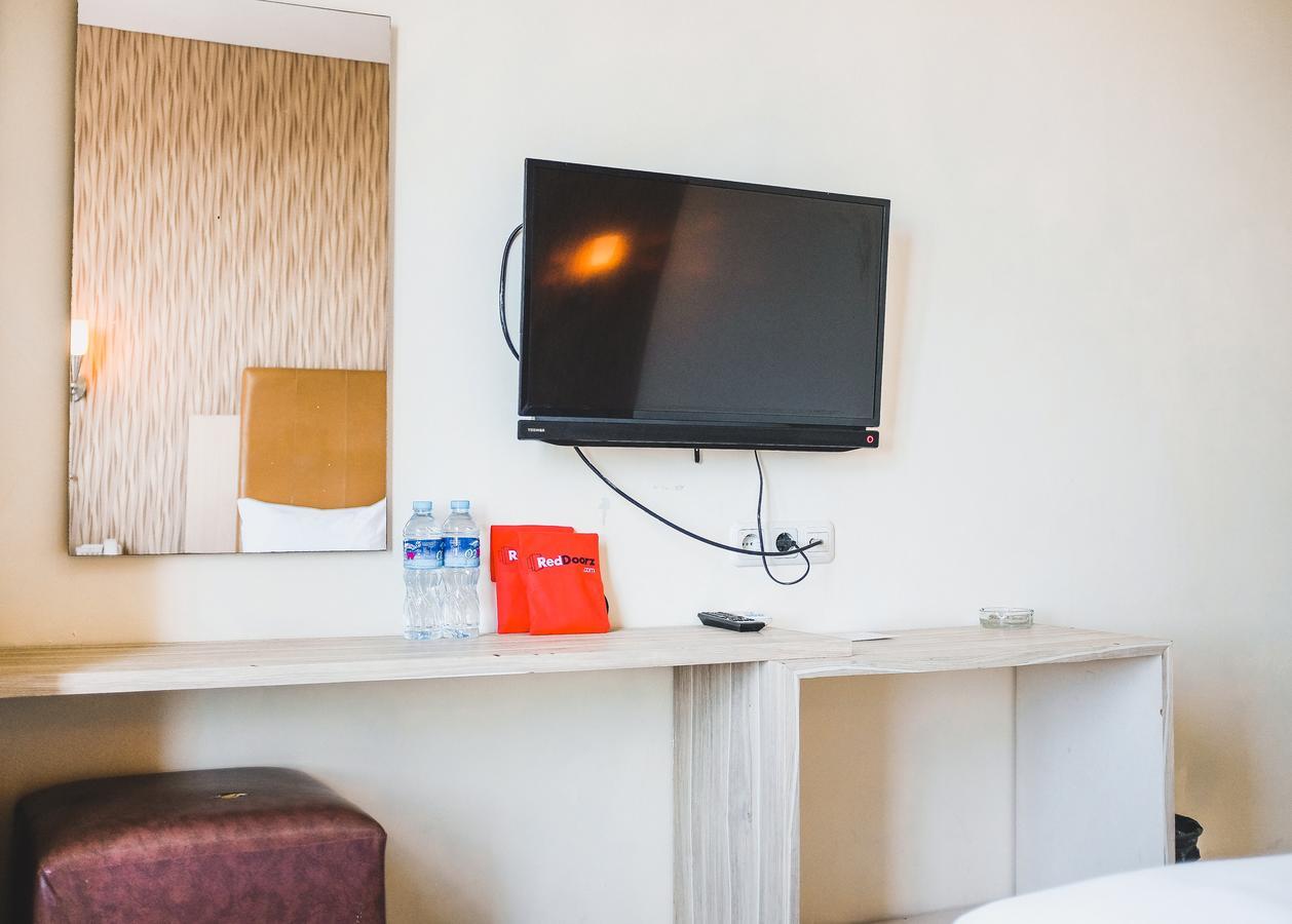 Reddoorz Plus Near Mall Panakukang 马卡萨 外观 照片